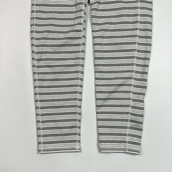 Athleta Gray White Striped Capri Pants Size XS - Picture 3 of 11